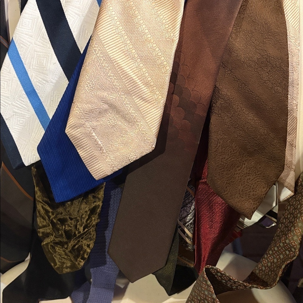 30 Vintage Men’s Neckties Excellent Condition 50s 60s 70s Retro Dress Ties - Picture 17 of 17